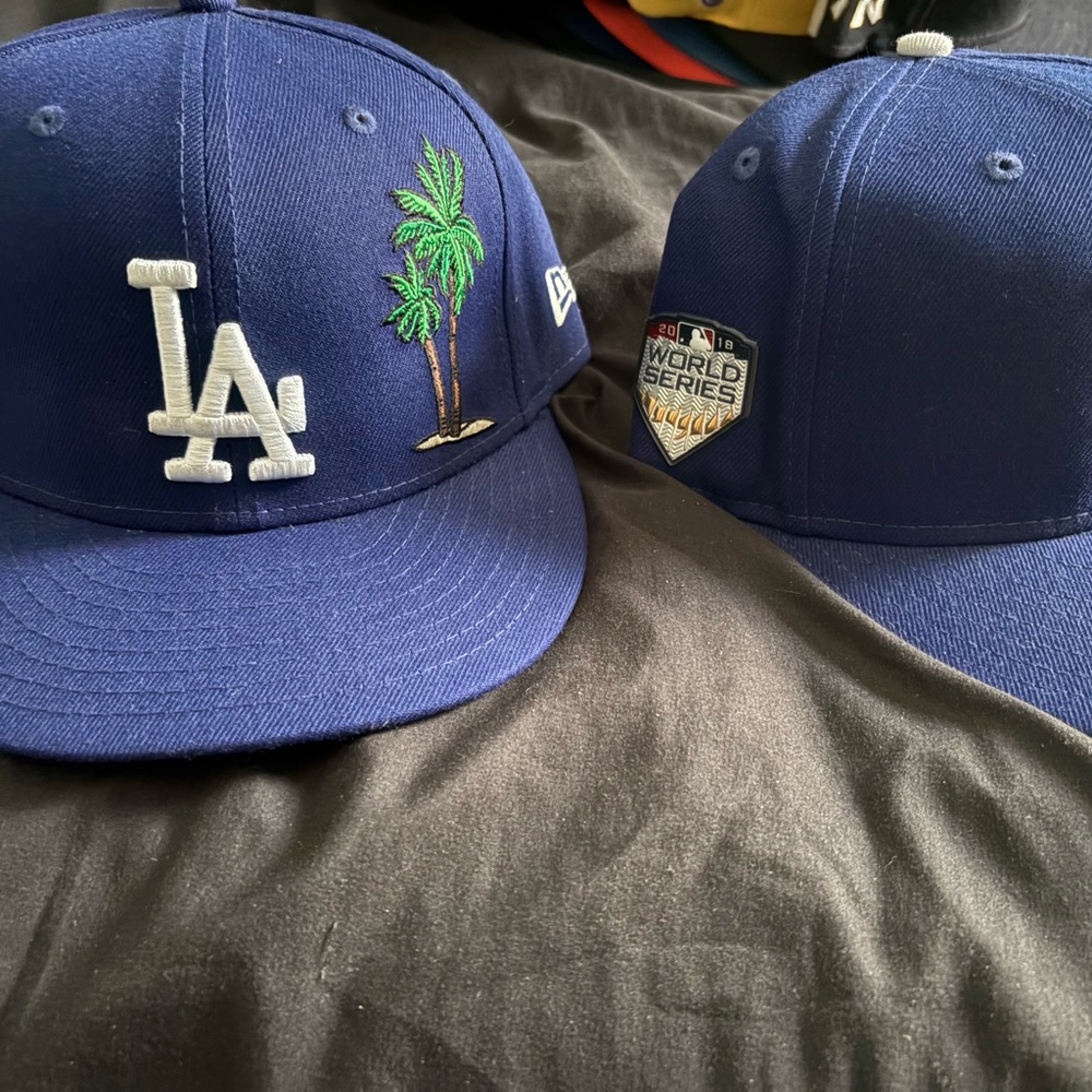 7 1/4 LA Fitted Baseball Caps